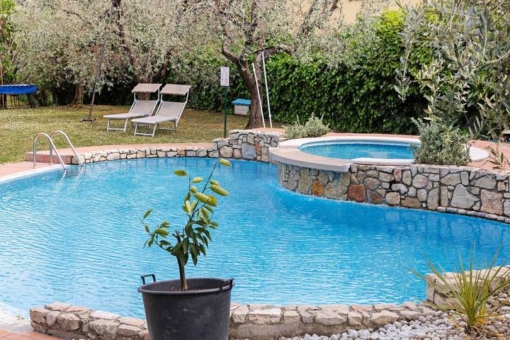 Ferienhaus für 8 Personen, mit Garten, mit Haustier am Gardasee - 4