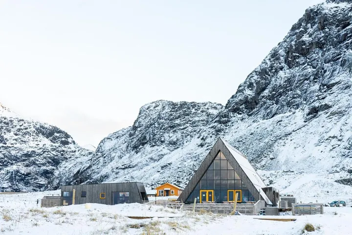 Small Twin Room in Flakstad
