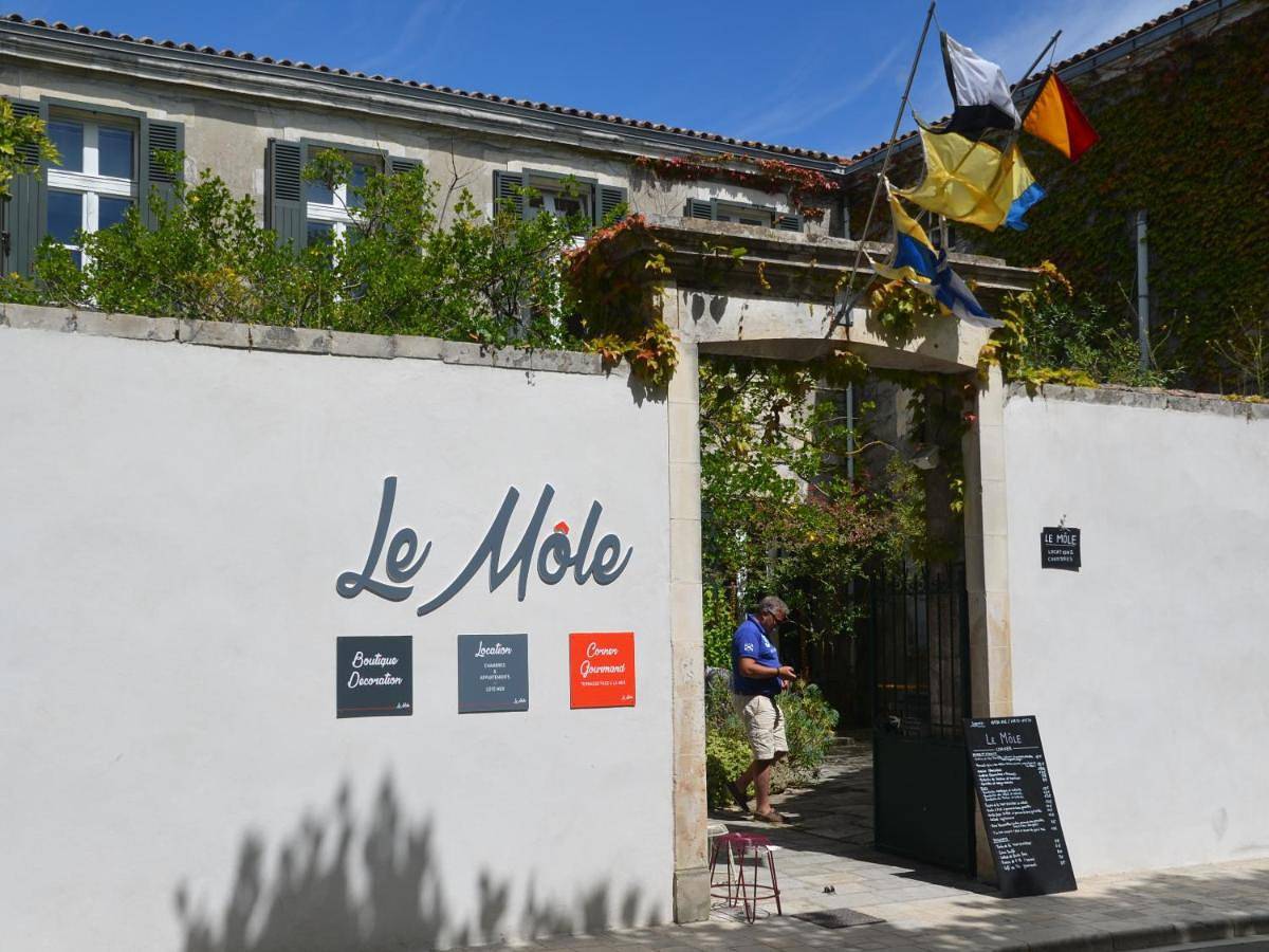 Le Môle in La Flotte, Région de La Rochelle