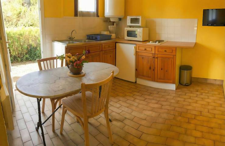 Camping des Bains — Gite - Vakantiehuis B9 in Saint-Honoré-les-Bains, Naturpark Morvan