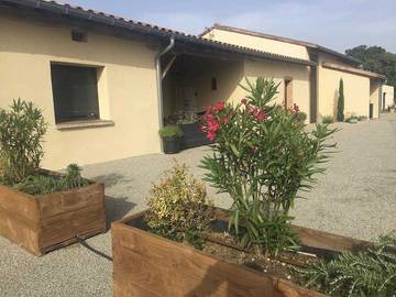 Gîte pour 4 personnes, avec terrasse et jardin dans Haute-Garonne