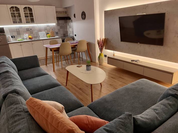 Gîte pour 3 personnes, avec balcon à Tirana - 2