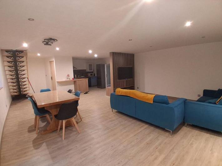 Location de vacances pour 6 personnes, avec jardin dans La Roche de Solutré - 3