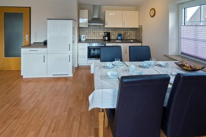 Ferienwohnung für 4 Personen, mit Balkon in Norddeich, Norden-Norddeich