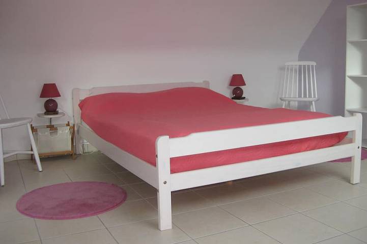 Playa a 300m, casa muy luminosa, orientada al sur con terraza y jardín. in Sarzeau, Côte des Mégalithes