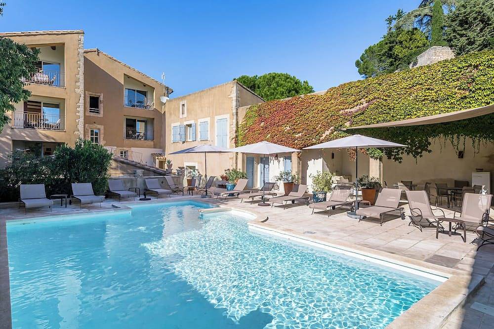 Entire apartment, Le Major in Bonnieux, Parc naturel régional du Luberon