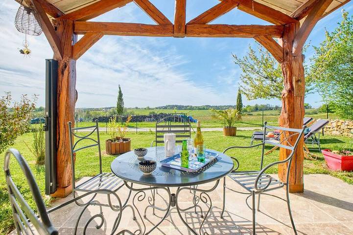 Location de vacances pour 4 personnes, avec Terrasse à Les Lèches