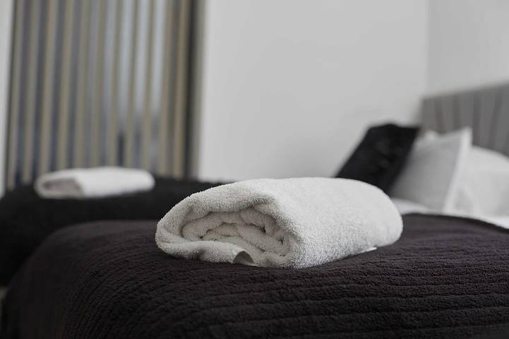 Apartment for 9 people in Barnsley