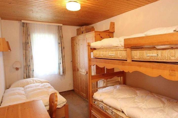 Ganze Wohnung, Soras Rindlisbacher Appartement/Fewo, Bad, Wc, 2 Schlafräume in Surses, Albula