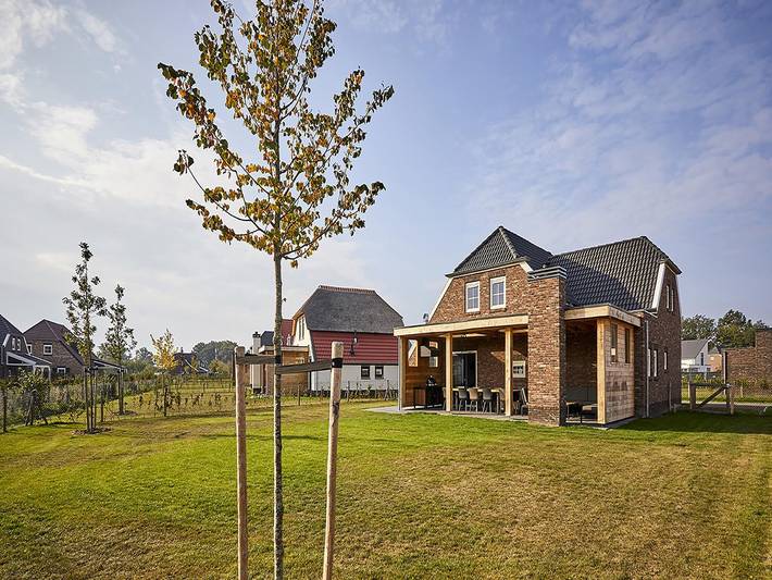 Vakantiehuis voor 10 personen, with tuin and zwembad as well as whirlpool and sauna in Leudal