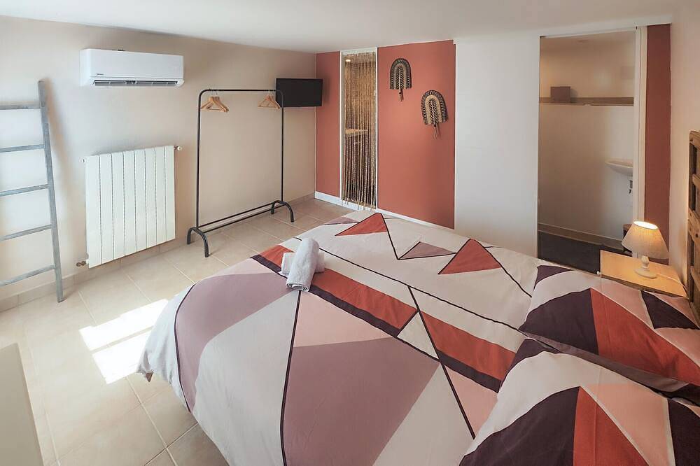 Amazing home in Roquebrun in Roquebrun, Région de Béziers