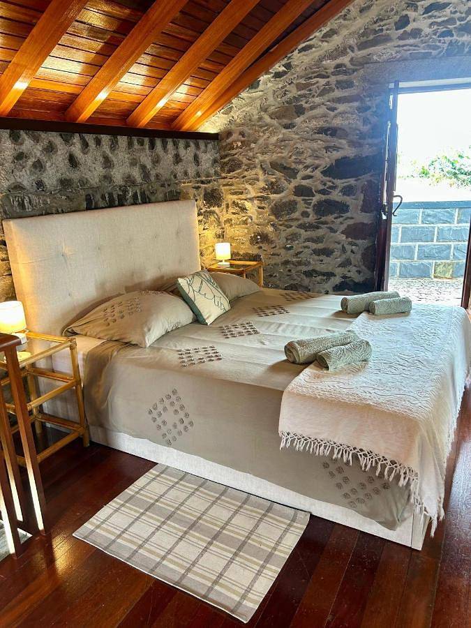 Gîte pour 2 personnes, avec vue et terrasse à Paul Do Mar - 2