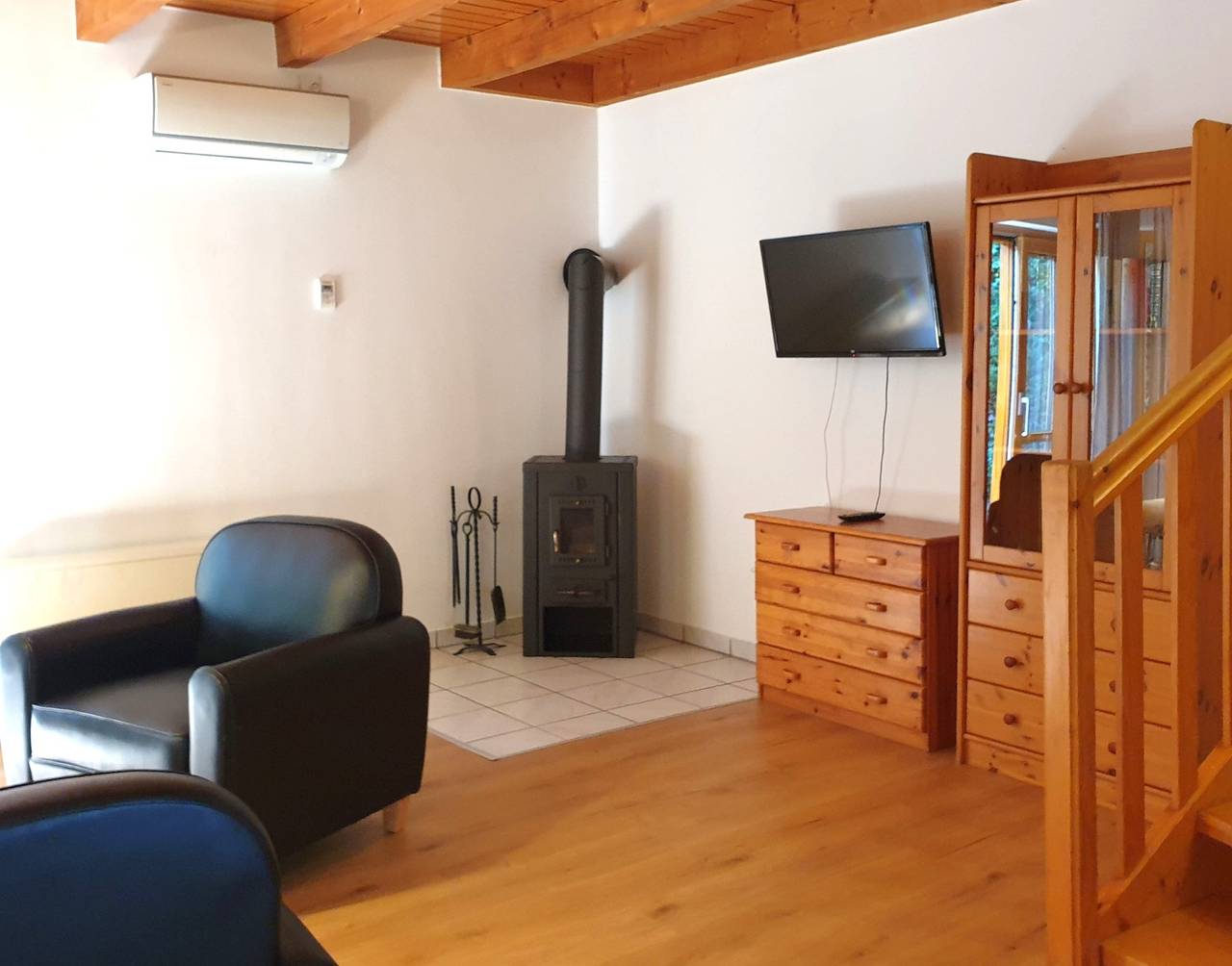 Haus 8 Natur Ferienpark, Idylle und Ruhe in der Nähe von den Externsteinen in Nieheim, Kreis Höxter