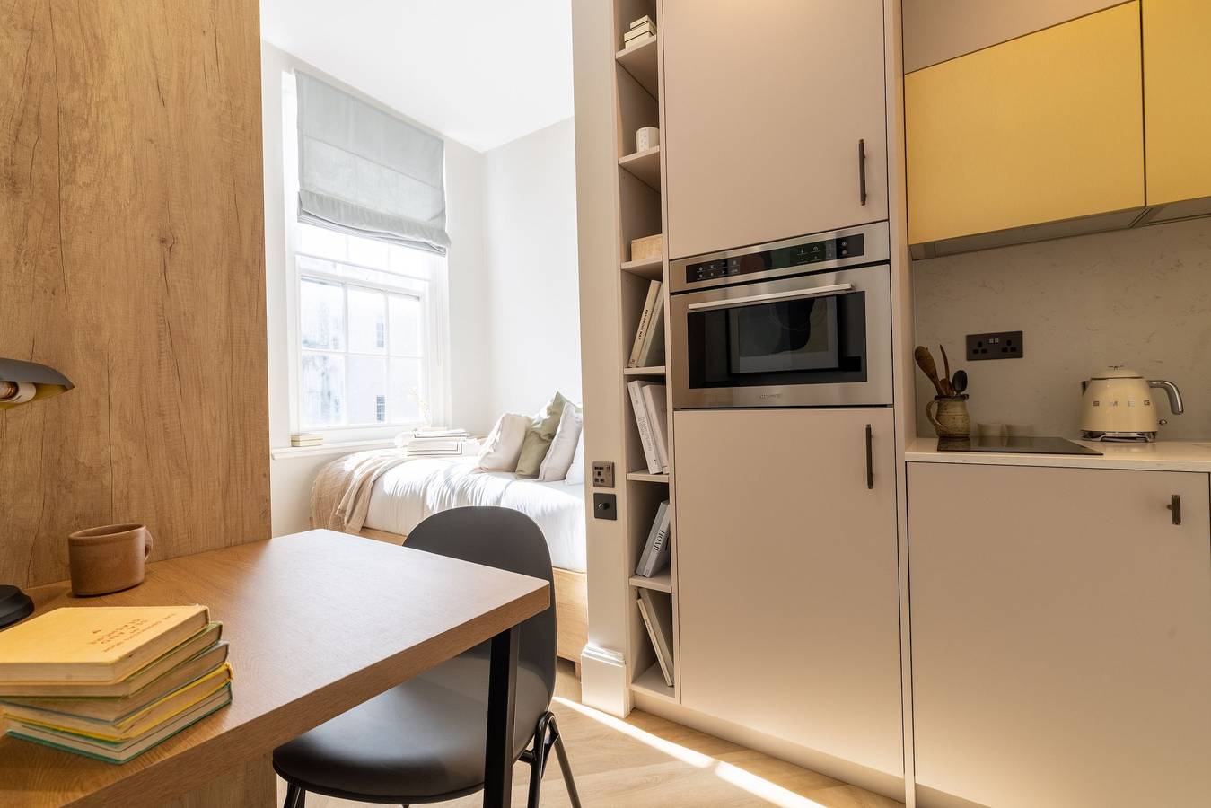 Entire studio, Cozy Suite in Sloane Square in Kensington and Chelsea, London