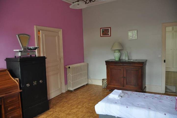 Location de vacances pour 9 personnes, avec jardin, animaux acceptés à Buironfosse - 2