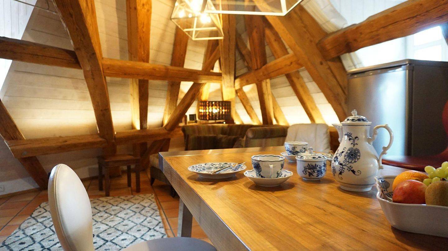 Ganze Wohnung, Charmante Maisonette im Dachgeschoss – Altstadt Meersburg in Meersburg, Region Bodensee-Oberschwaben