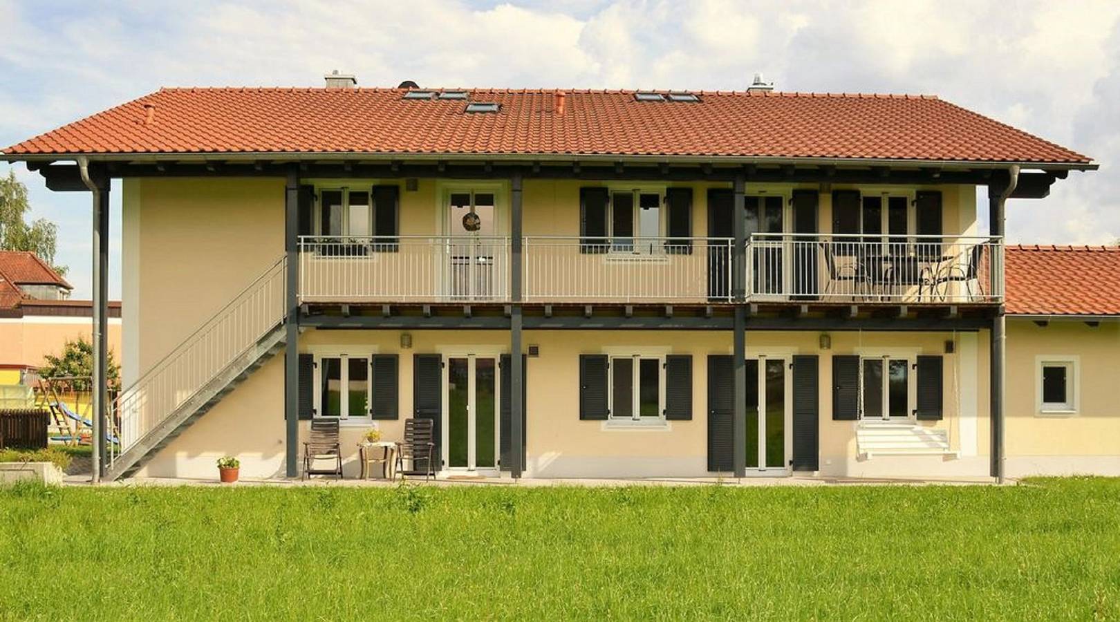 Ferienhof Nirschl - Ferienwohnung Sonnenaufgang (120qm) mit Wellness-Bereich und Garten in Winzer, Bayerisches Donautal