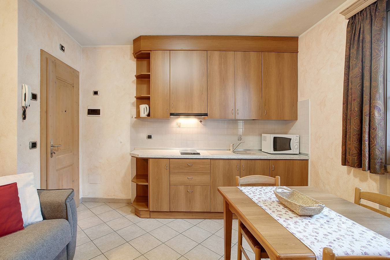 Ganze Wohnung, Ferienwohnung 'Al Bait Da Marangona 4' mit Bergblick, Gemeinschaftsgarten und Wlan in Livigno (Stadt), Livigno