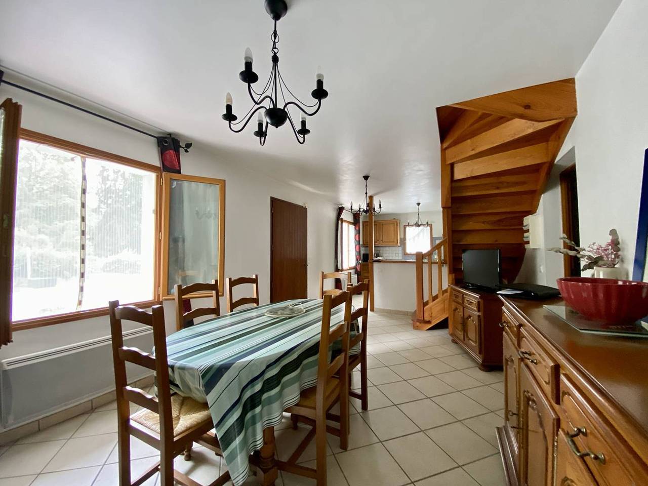 Appartement entier, Appartement mitoyen avec terrasse - 4 pers. in Cambo-les-Bains, Région de Bayonne