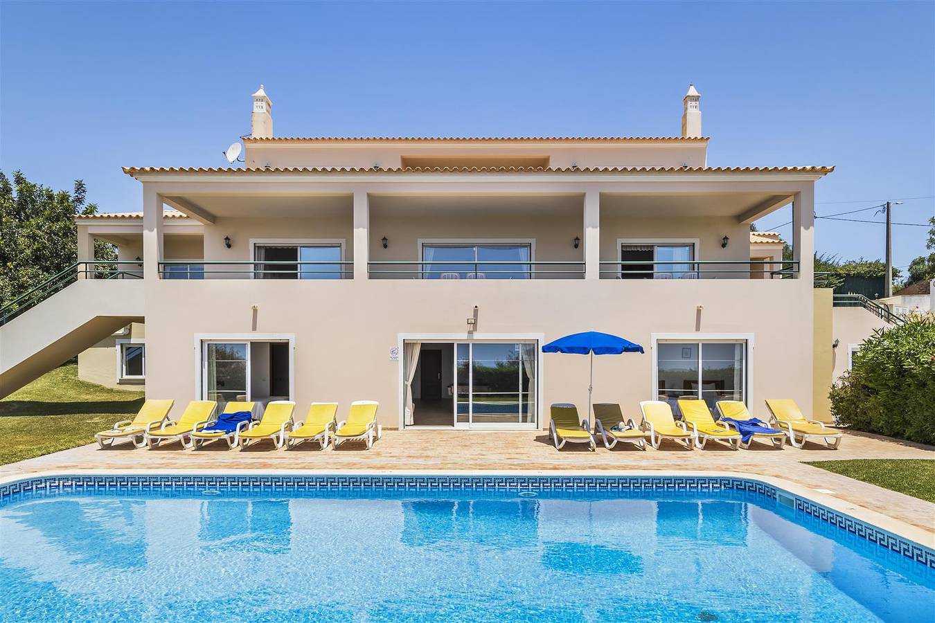Vila 'Casa Campo' com Vista para o Mar, Piscina Privada, 2 Terraços & Wi-Fi in Boliqueime, Distrito de Faro