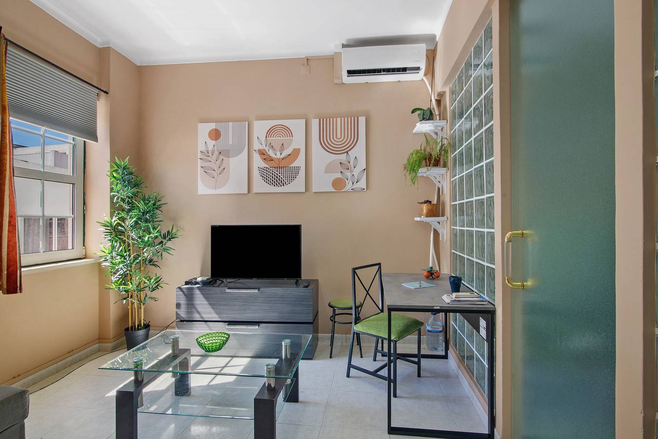 Geheel appartement, Appartement 'Ria Formosa' met Wi-Fi en Airconditioning in Faro, Parque Natural da Ria Formosa