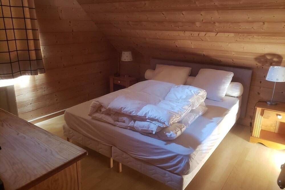 Chalet 100 m2 500 m from the oz vaujany cable car, Alpes d'huez in Oz, Écrins National Park