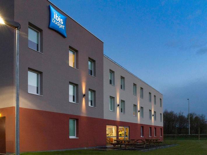 Hôtel pour 3 personnes, avec jardin