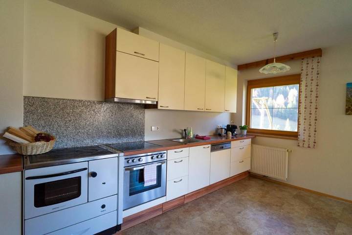 Gîte pour 5 personnes, avec vue et jardin dans Sankt Jodok Am Brenner - 4