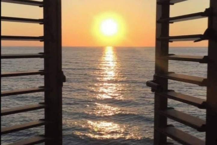 Beach house for 2 people in Cyprus