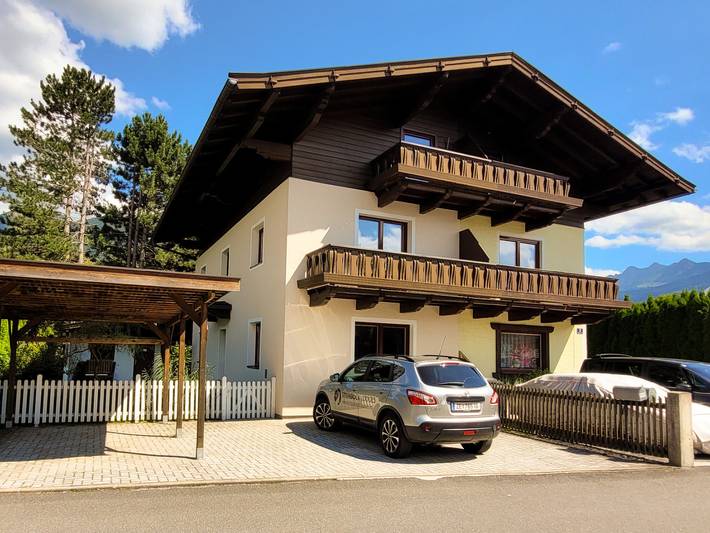 Ferienhaus für 8 Personen, mit Balkon