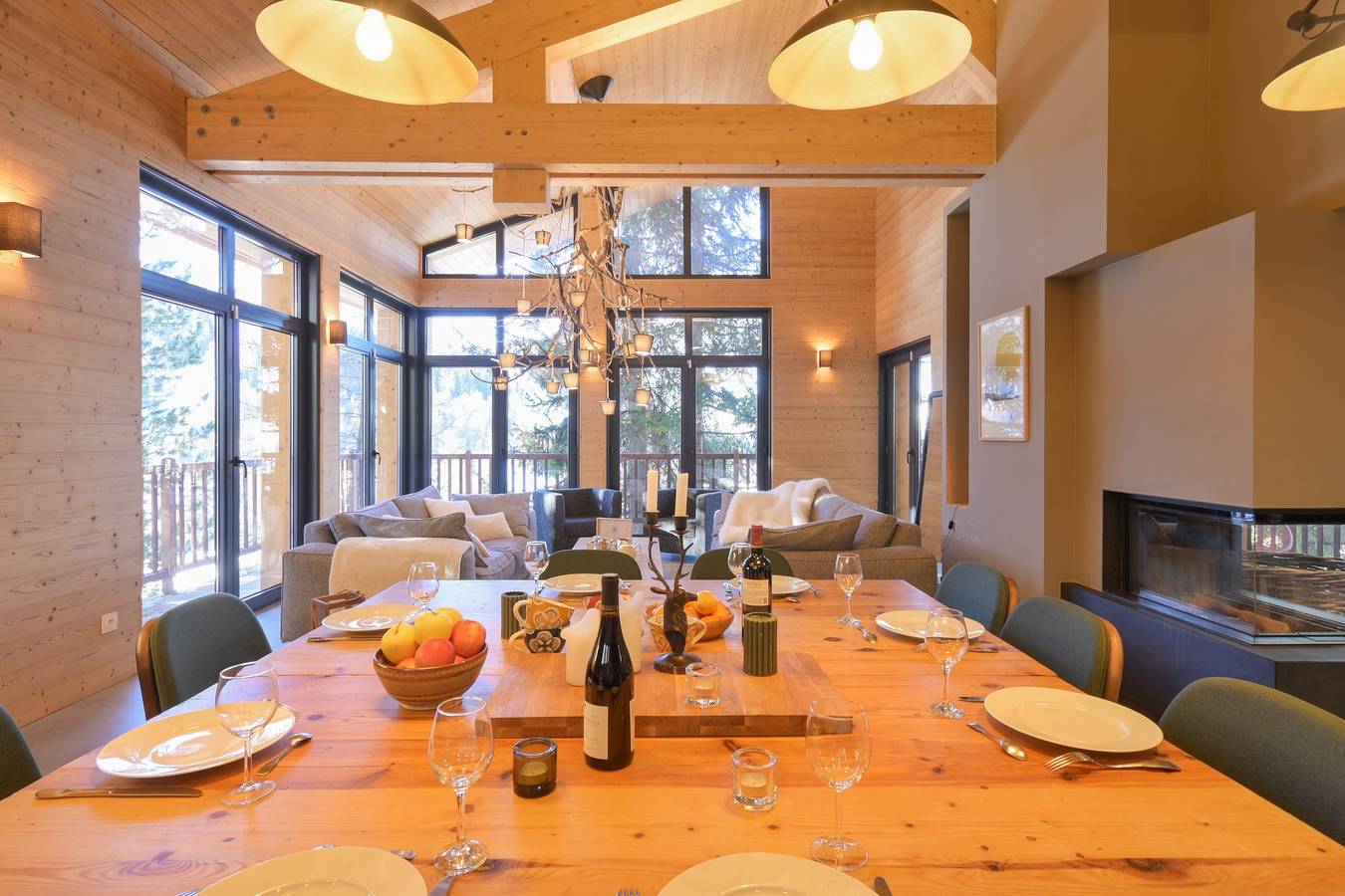 Luxe Chalet met Zwembad, Bergzicht, Wi-Fi en Airco in La Plagne in La Plagne, La Plagne-Tarentaise