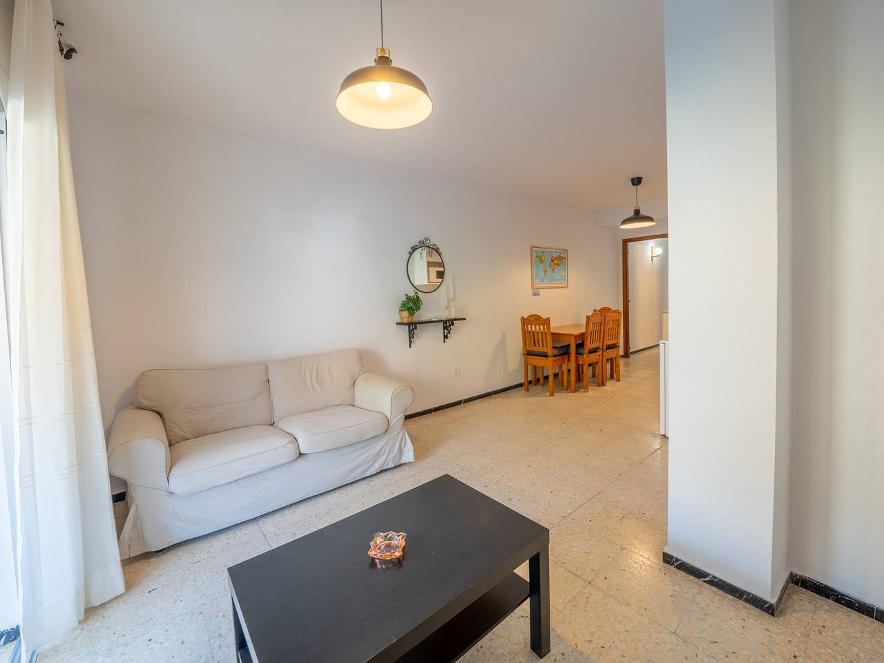 Apartamento entero, Apartamento de vacaciones para 4 personas con balcón in Puerto Naos, Los Llanos de Aridane