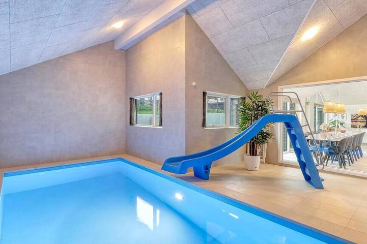 Ferienhaus für 14 Personen, mit Garten und Sauna, mit Haustier in Jesendorf