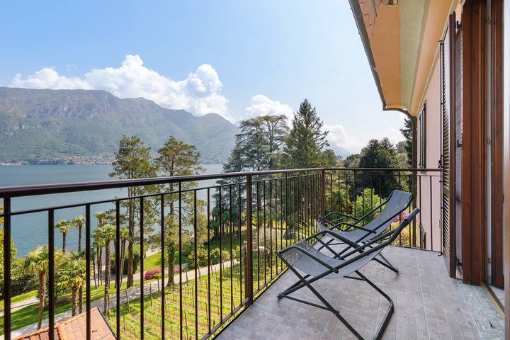 Gîte pour 5 personnes, avec vue sur le lac et balcon, adapté aux familles à Oliveto Lario - 2