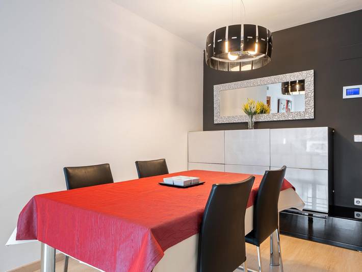 Apartamento vacacional entero, Dúplex con parking gratuito a 250m playa in Pineda de Mar, Costa del Maresme