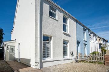 Holiday Rental for 6 People in Swansea region, Photo 3