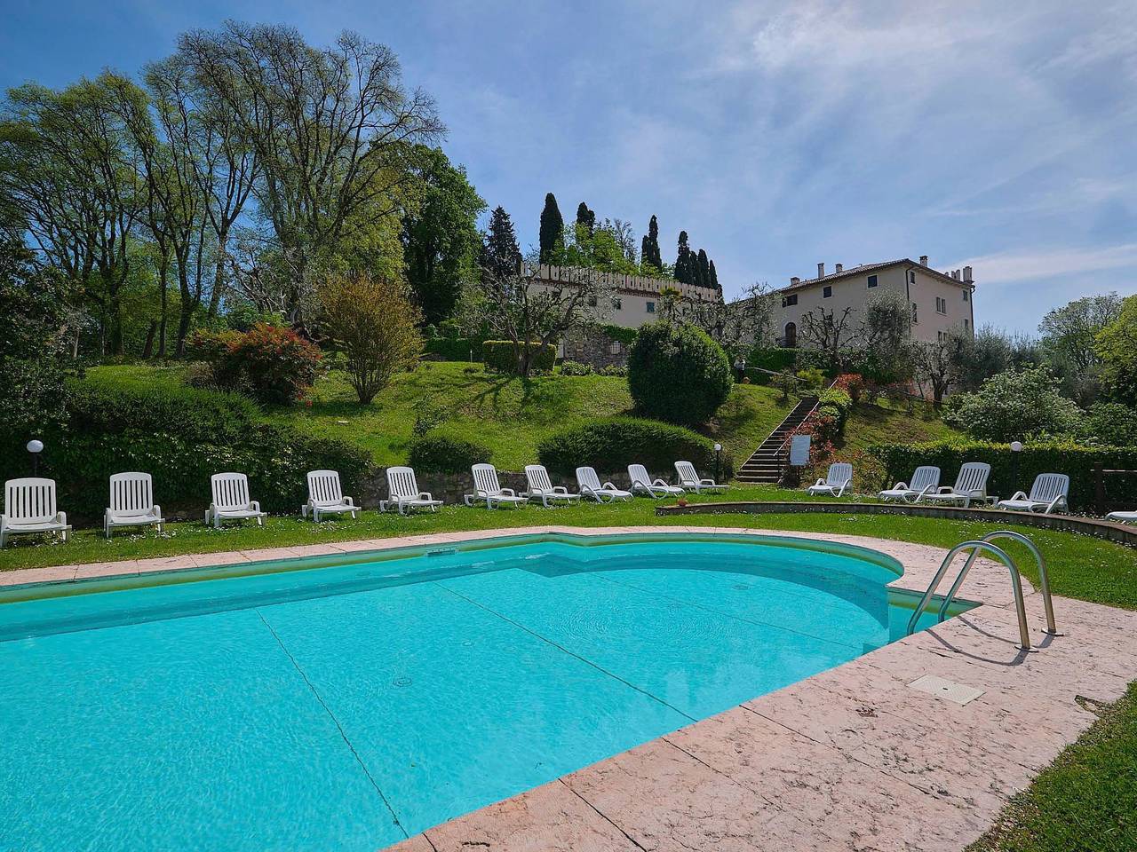 Ganze Wohnung, Al Castello - Elegante Residenz mit Schwimmbad in Colà, Lazise