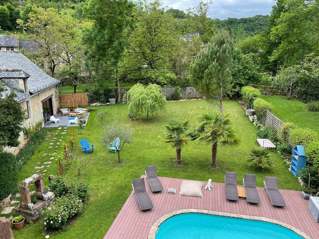 Chambres d'hôtes de charme, familiale et inclusive - Familiale in Salles-la-Source, Aveyron