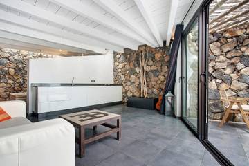 Villa for 2 People in Haría, Lanzarote, Photo 4