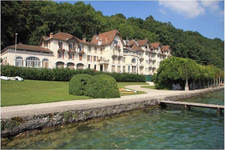 Location de vacances pour 10 personnes, avec sauna et balcon à Annecy