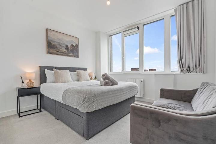 Apartment for 6 people in Hounslow