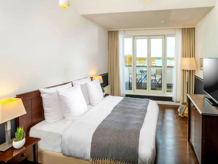 Ferienwohnung für 3 Personen, mit Terrasse und Sauna sowie Pool, mit Haustier in Rheinsberg - 3