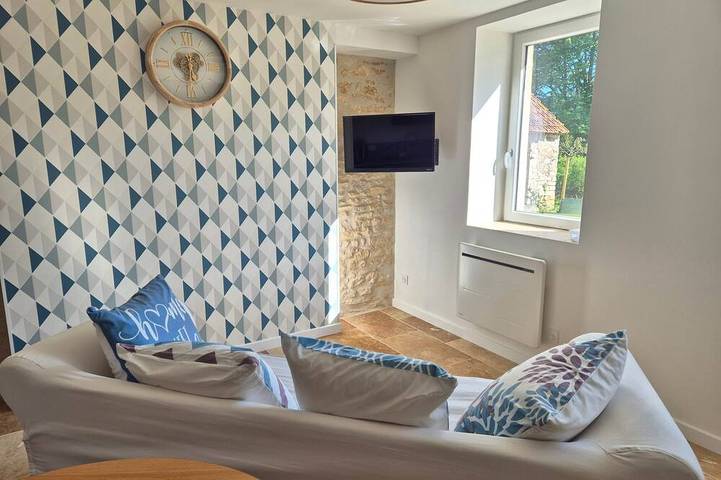 La P'tite Pierre in Ineuil, Saint-Amand-Montrond