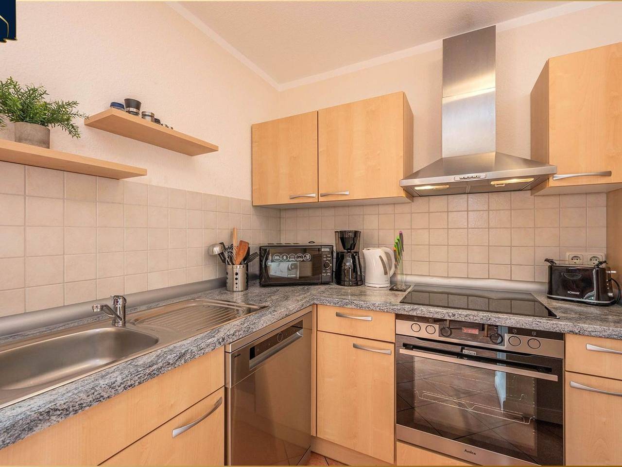 Ferienhaus See Idyll 2 - Gemütliches Ferienhaus in Korswandt mit Garten, 3 km vom Meer entfernt in Korswandt, Usedom