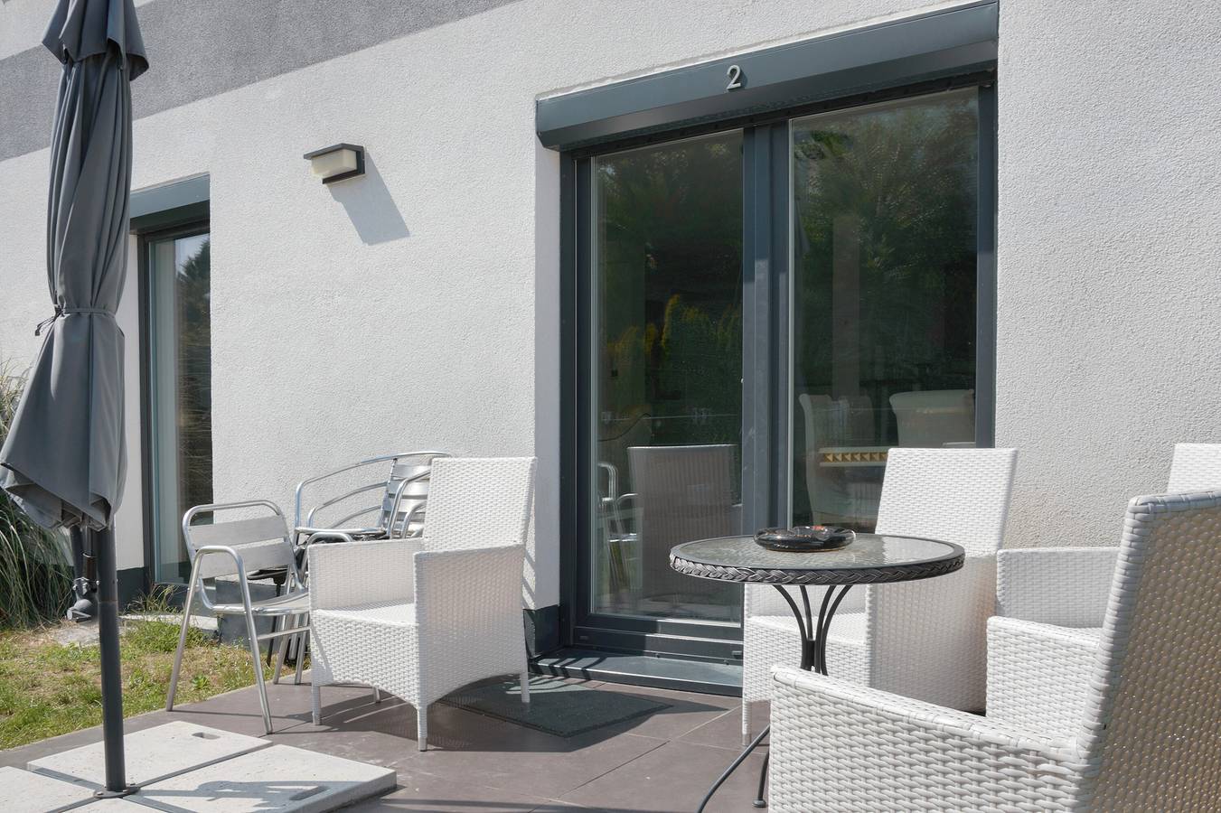 Luxusvilla Neubau mit Garten, Terrasse, Klimaanlage und Wlan in Oberasbach, Franken