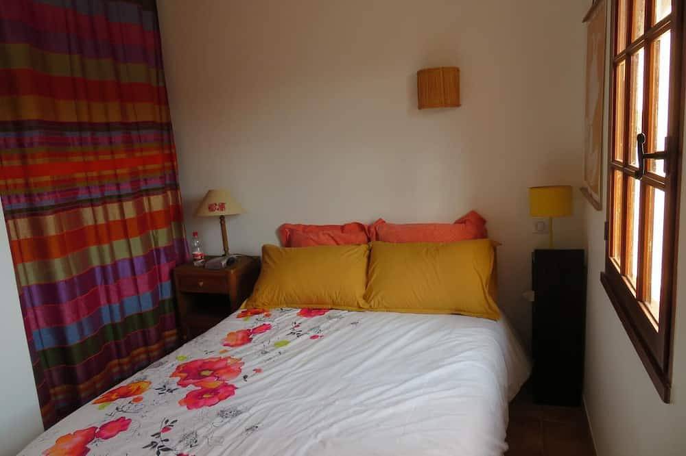 Chalet con piscina in Le Luc, Region de Draguignan