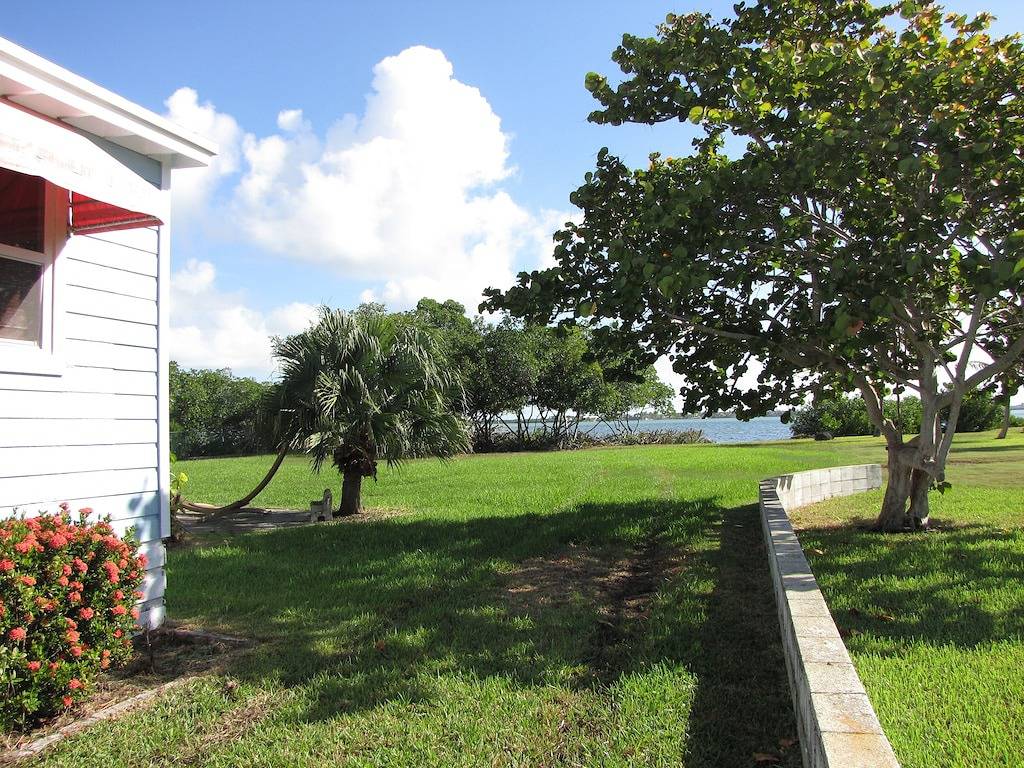 Direkte Oceanfront Cottage-Sunrise View-Unit # 2, in Little Torch Key, Lower Keys