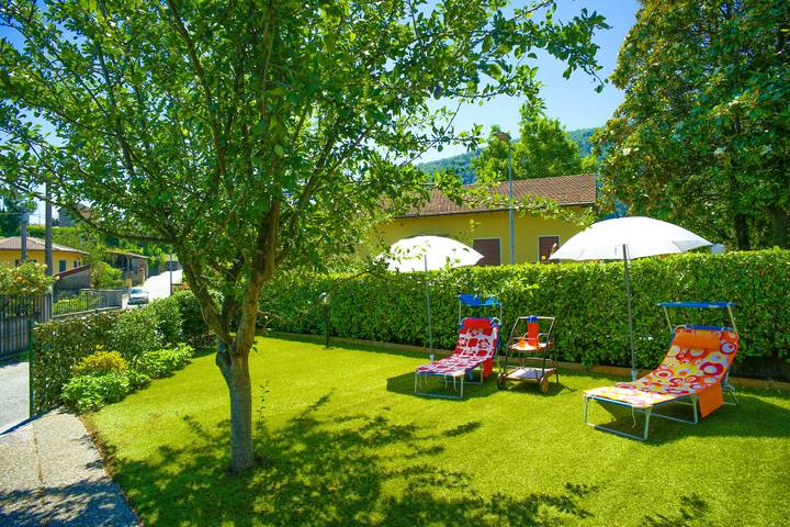 Ferienwohnung für 7 Personen, mit Garten und Ausblick sowie Balkon in Lago Maggiore (Piemont) - 3
