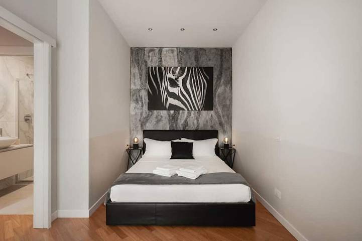 Entire apartment, Deluxe Central Apartment in Bergamo, Bergamo Province