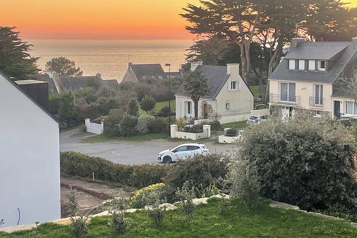 Location de vacances pour 12 personnes, avec Jardin dans Plage Kercambre